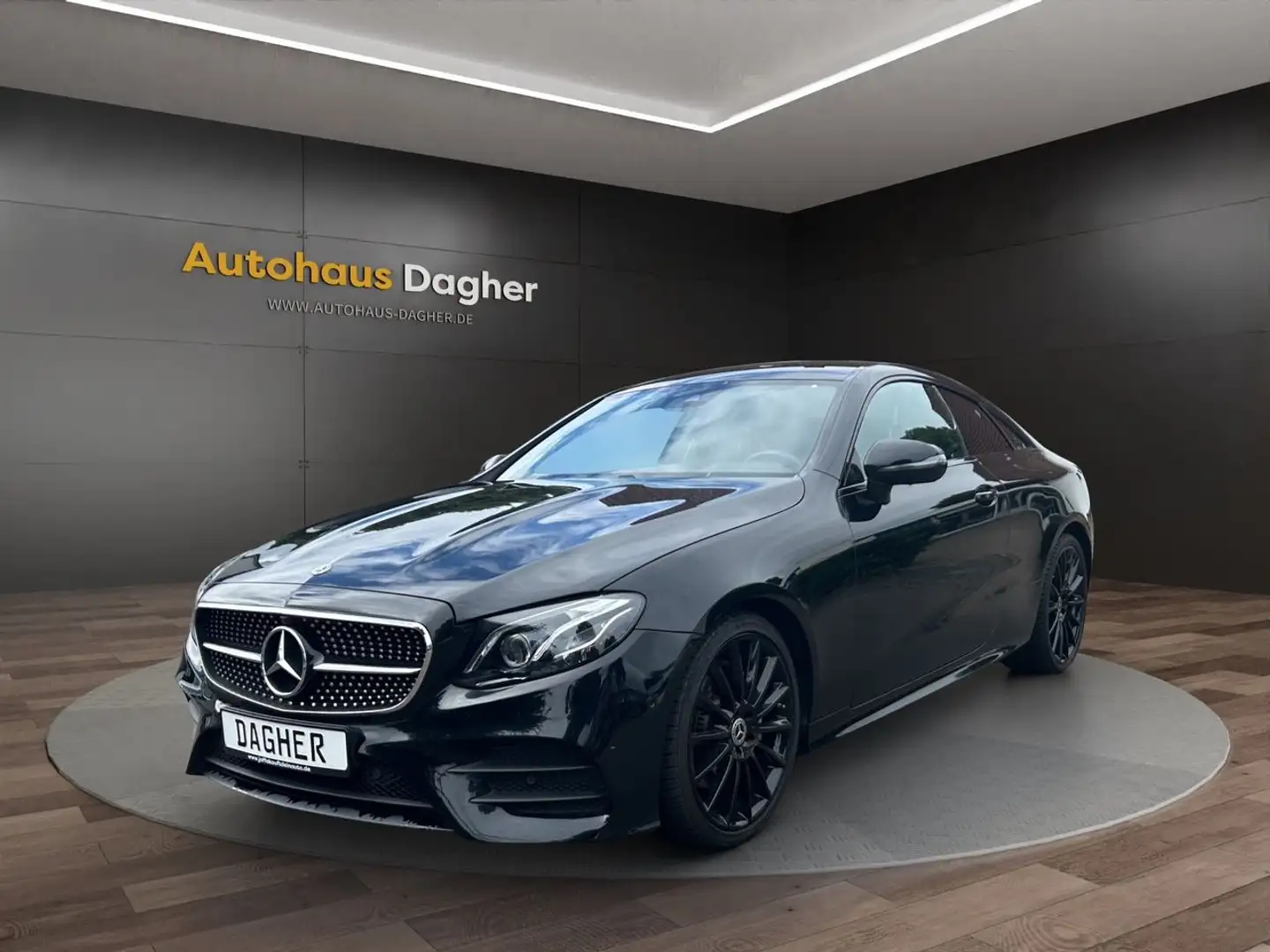 Mercedes-Benz E 220 d Coupe AMG-Line 360°-Kamera Leder Noir - 1