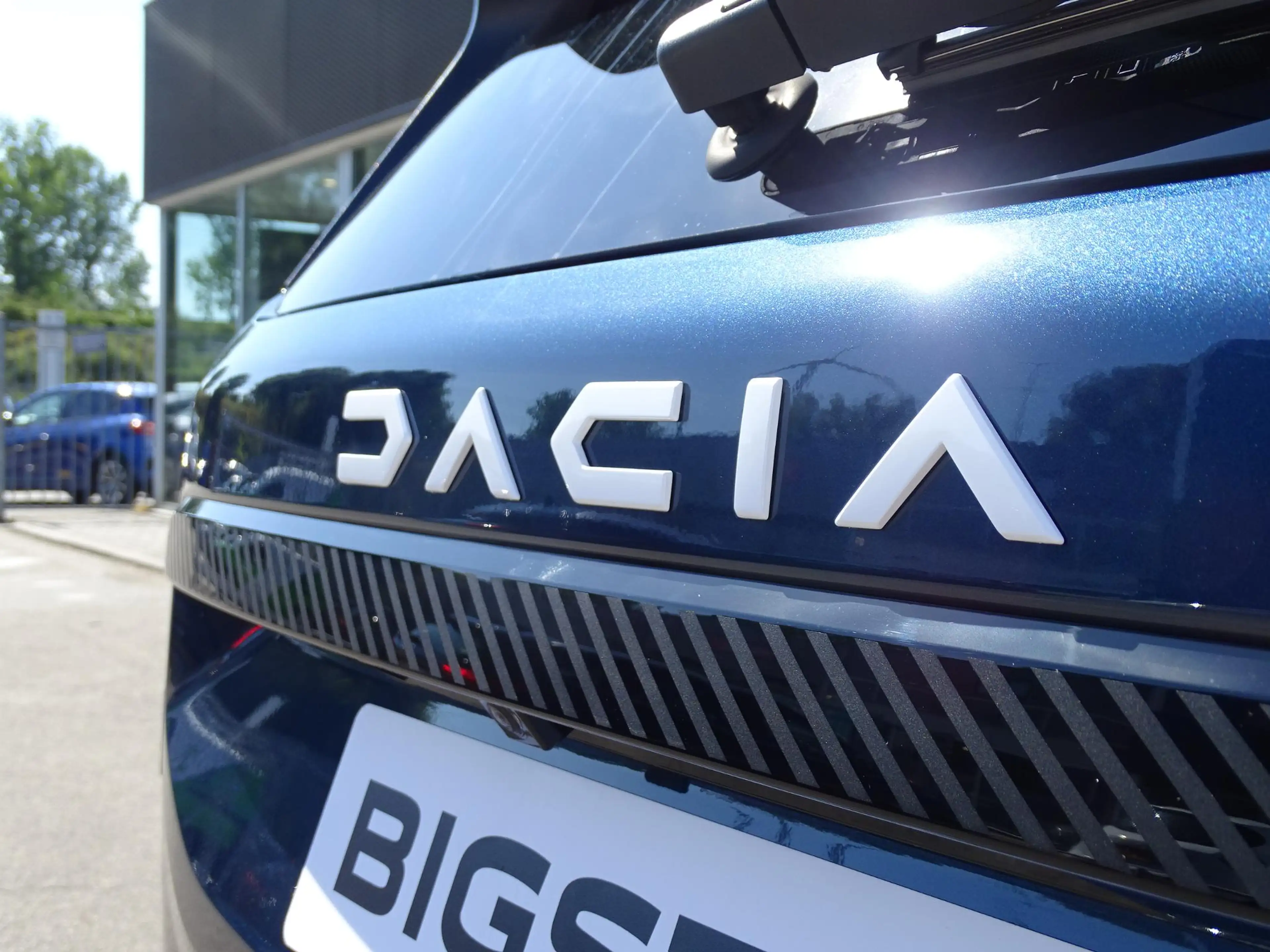 Dacia Bigster 1.8 Hybrid 155 Limited Edition FULL OPTIONS / PANO — photo 41