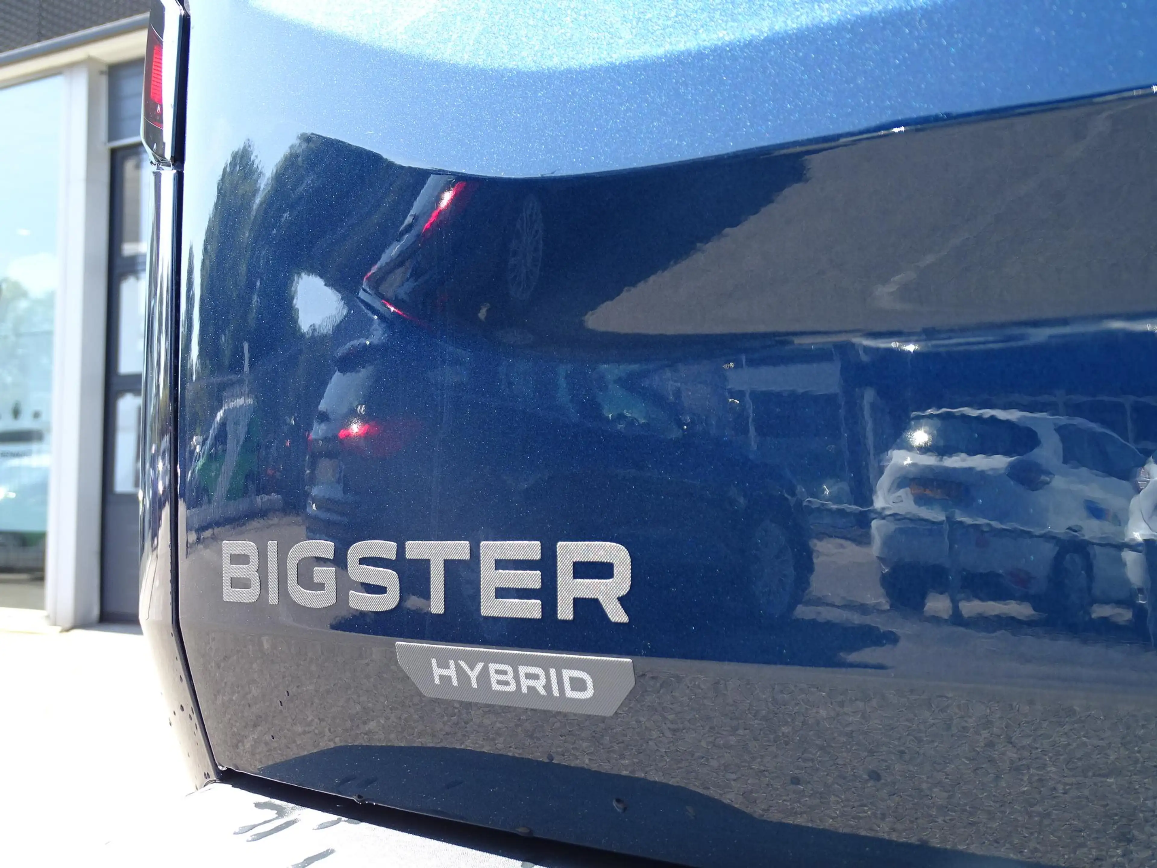 Dacia Bigster 1.8 Hybrid 155 Limited Edition FULL OPTIONS / PANO — photo 42
