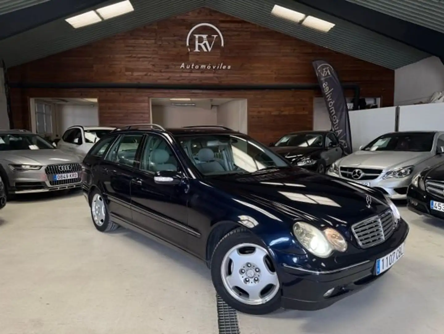 Mercedes-Benz C 180 Elegance Azul - 2