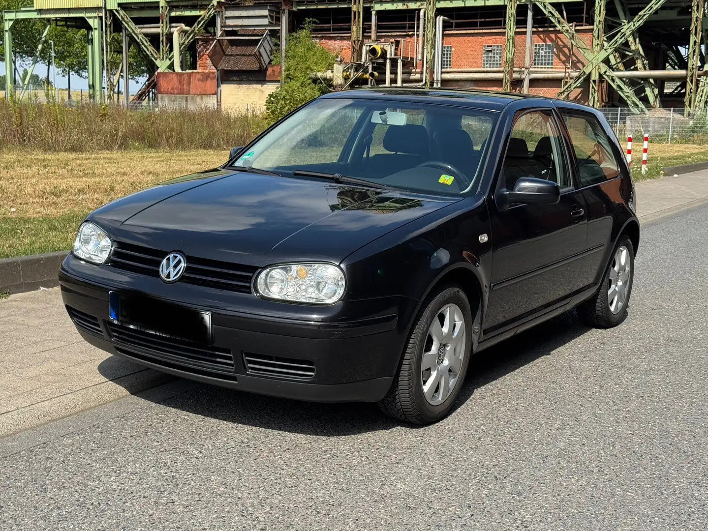 Volkswagen Golf 1.4 Basis - 1