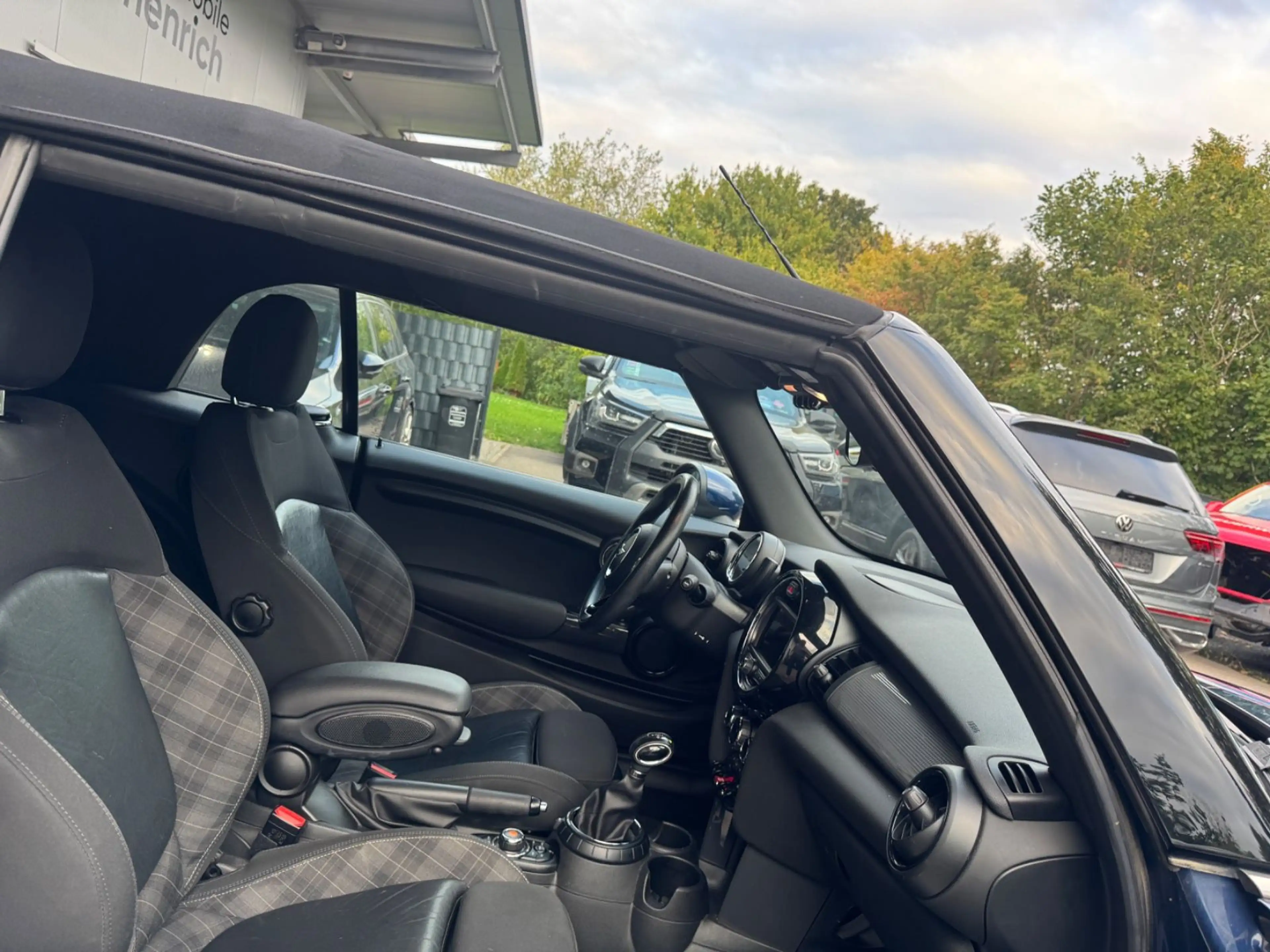 MINI Cooper Cabrio COOPER Cabrio Automatik,LED,Navi,Cam — photo 13