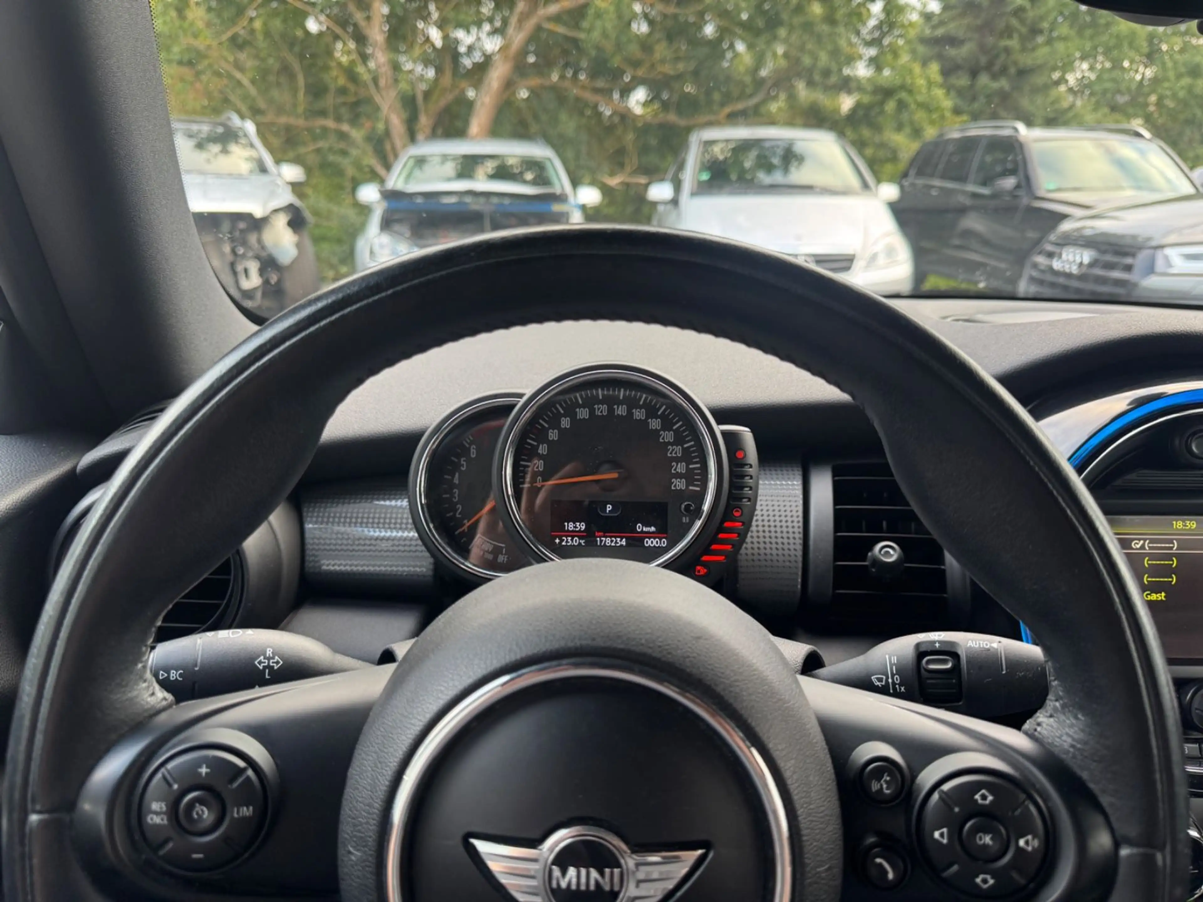 MINI Cooper Cabrio COOPER Cabrio Automatik,LED,Navi,Cam — photo 14