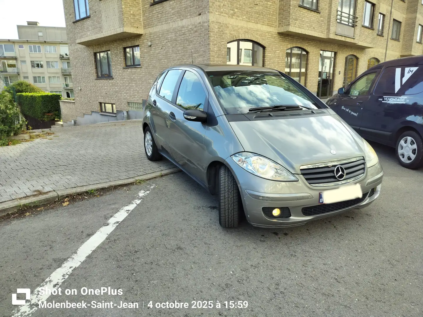 Mercedes-Benz A 170 Elegance Edition - 2