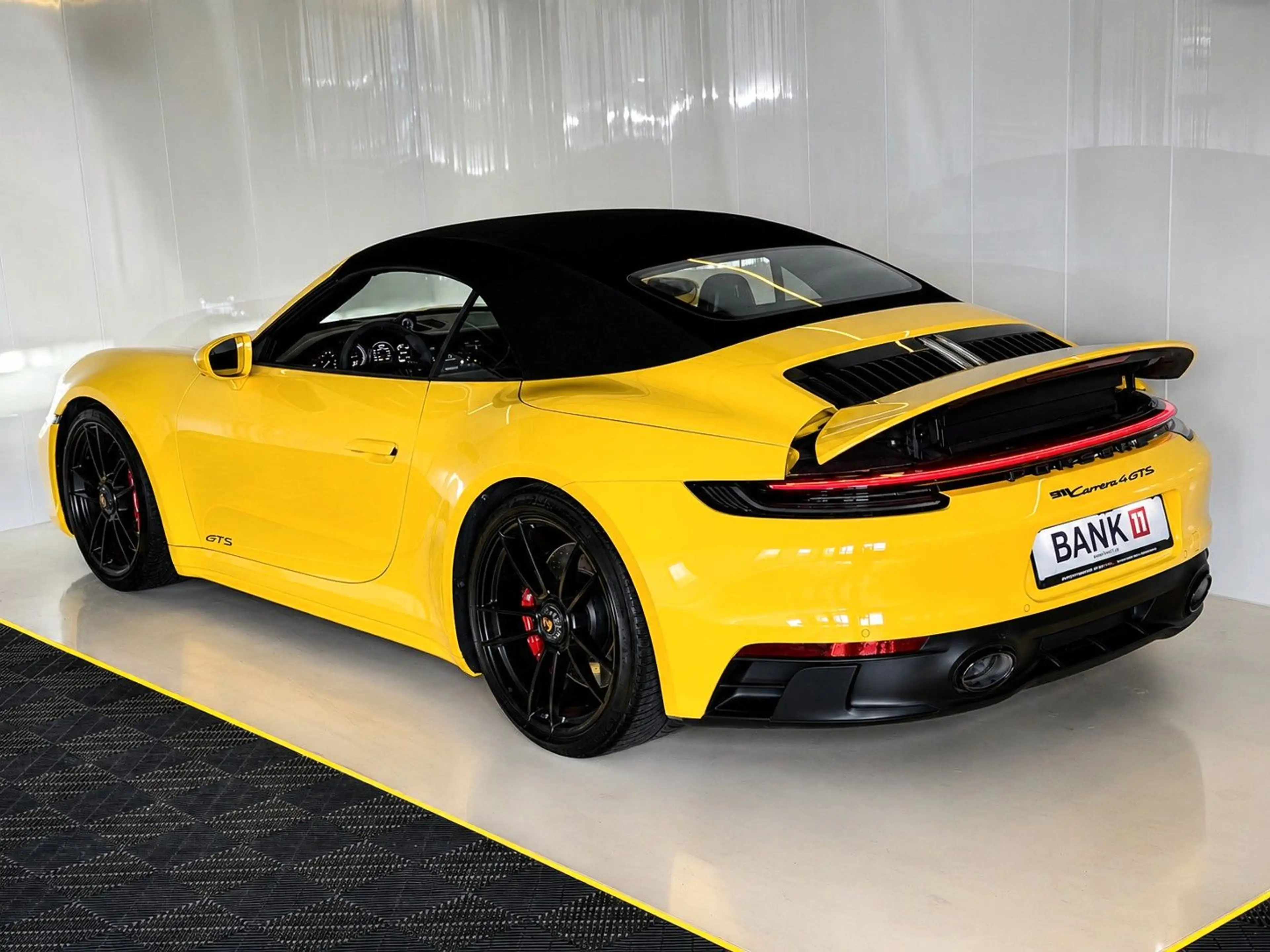 Porsche 992 GTS 4 CABRIO LIFT/BURMESTER/360/CHRONO/SPORT — photo 10