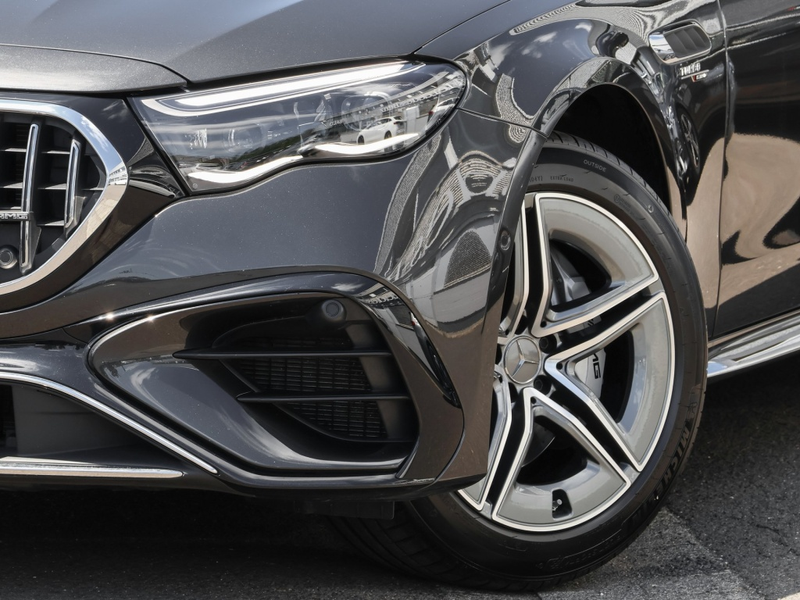 Mercedes-Benz E 53 AMG Hyb 4M+ T AHK/DIGITAL/360/Keyl/Ambi/19" — photo 6