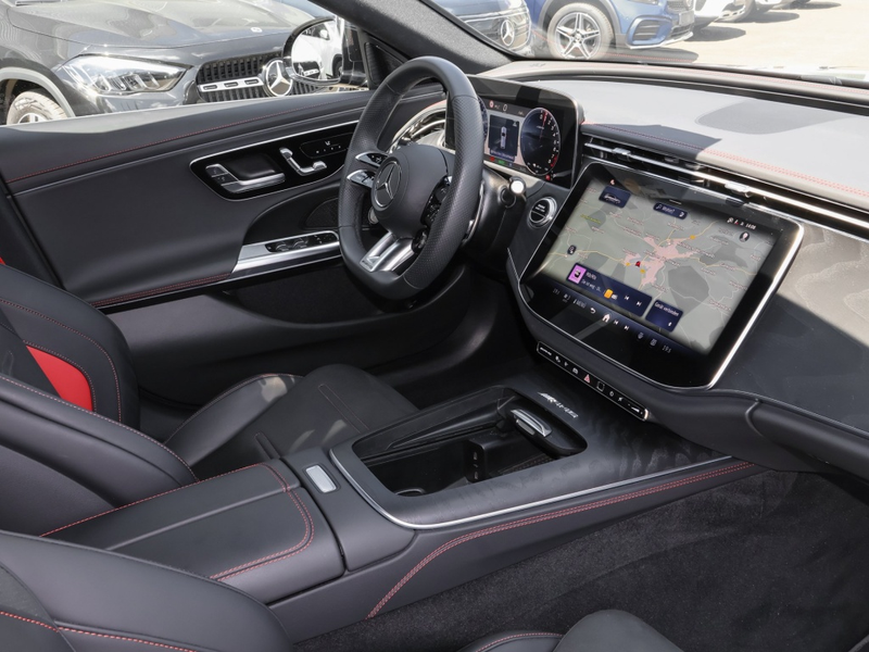 Mercedes-Benz E 53 AMG Hyb 4M+ T AHK/DIGITAL/360/Keyl/Ambi/19" — photo 4