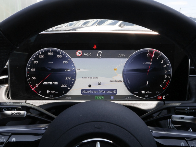 Mercedes-Benz E 53 AMG Hyb 4M+ T AHK/DIGITAL/360/Keyl/Ambi/19" — photo 15