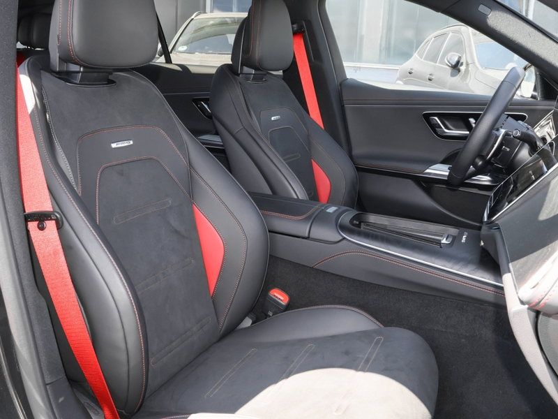 Mercedes-Benz E 53 AMG Hyb 4M+ T AHK/DIGITAL/360/Keyl/Ambi/19" — photo 5