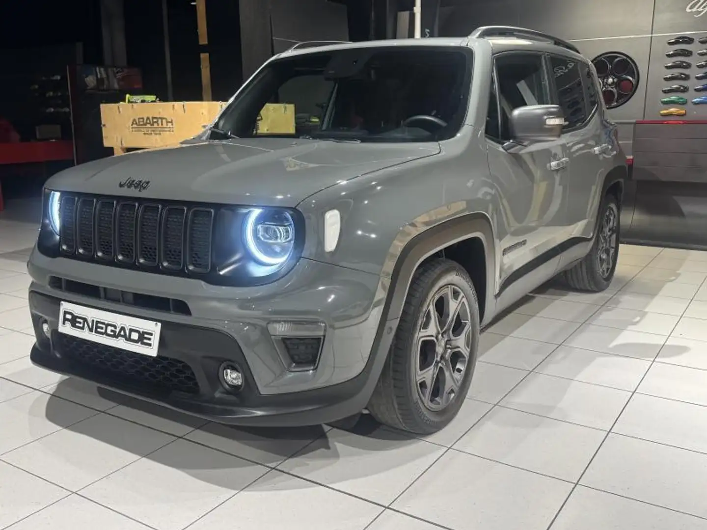 Jeep Renegade 80TH ANNIVERSARY Gris - 1