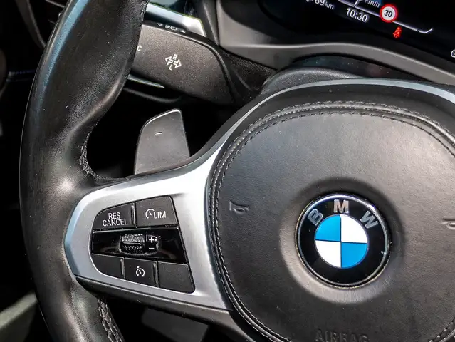 BMW X3 view 13