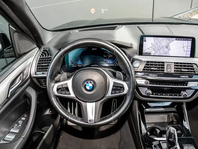 BMW X3 view 10