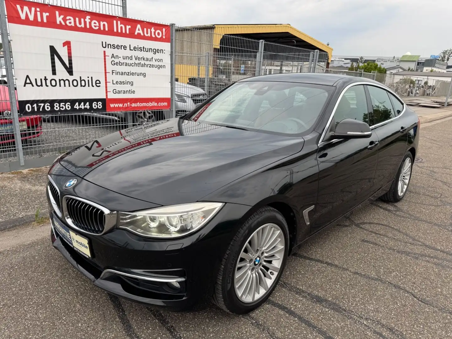 BMW 335 Luxury Line*HuD*AHK*Memory* Schwarz - 1