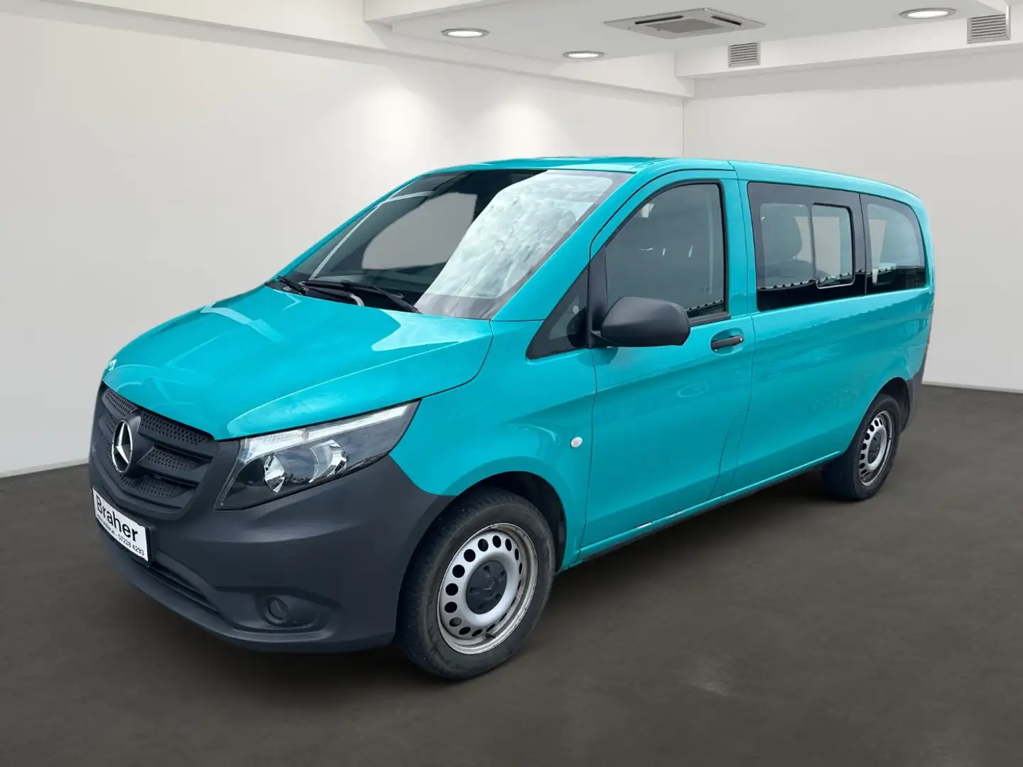 Mercedes-Benz Vito Tourer CDI 4x4 114 PRO DAB AUT Facelift Shz Grün - 2