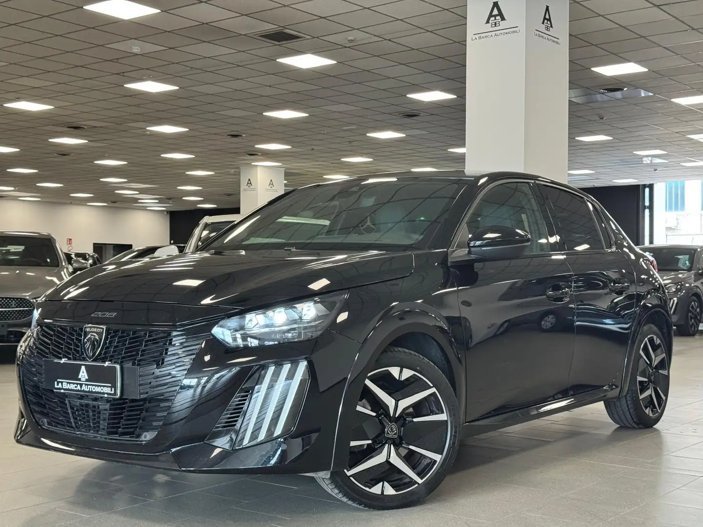 Peugeot 208 1.2 GT 100CV Puretech Schwarz - 1