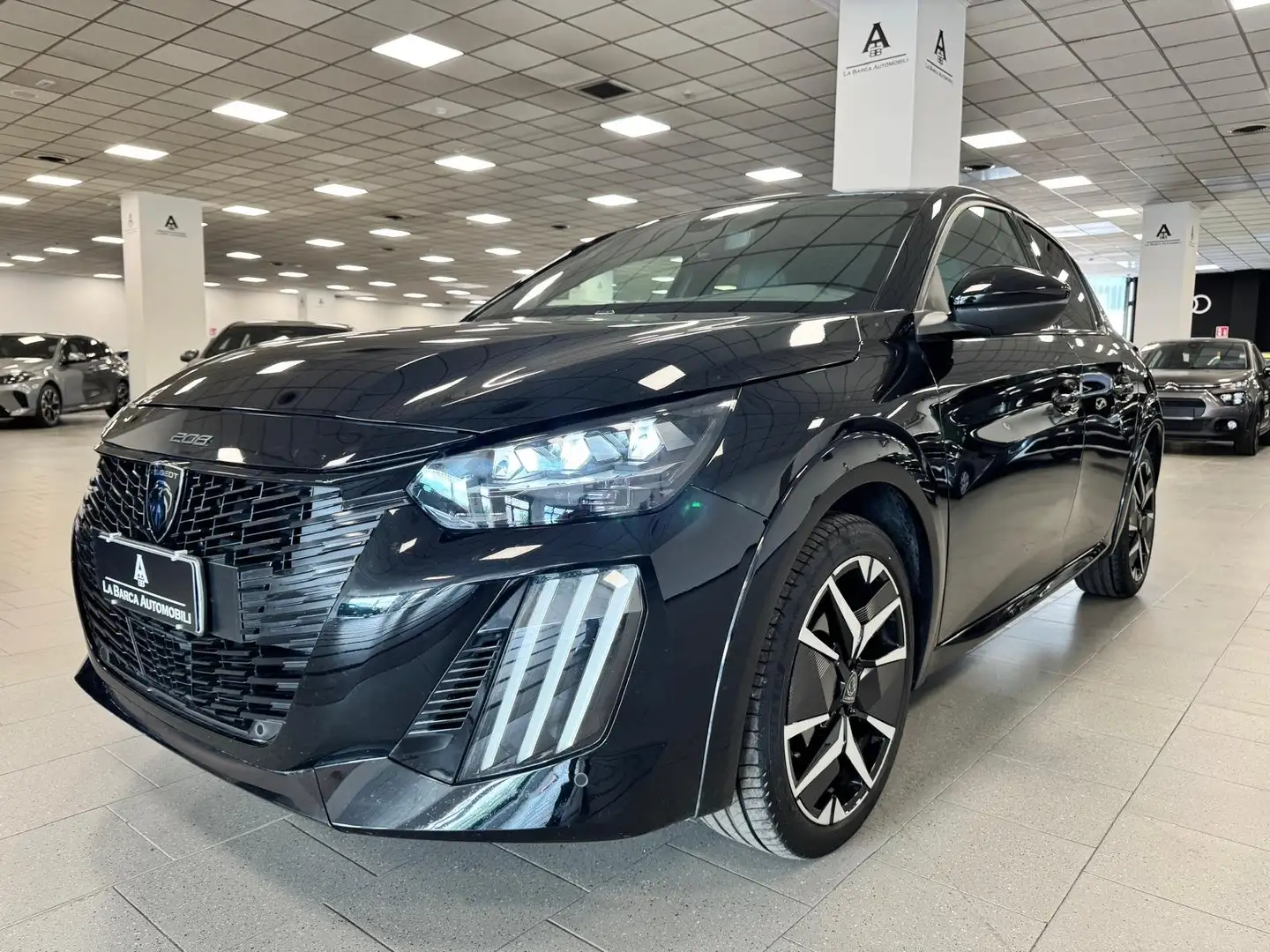 Peugeot 208 1.2 GT 100CV Puretech Schwarz - 2