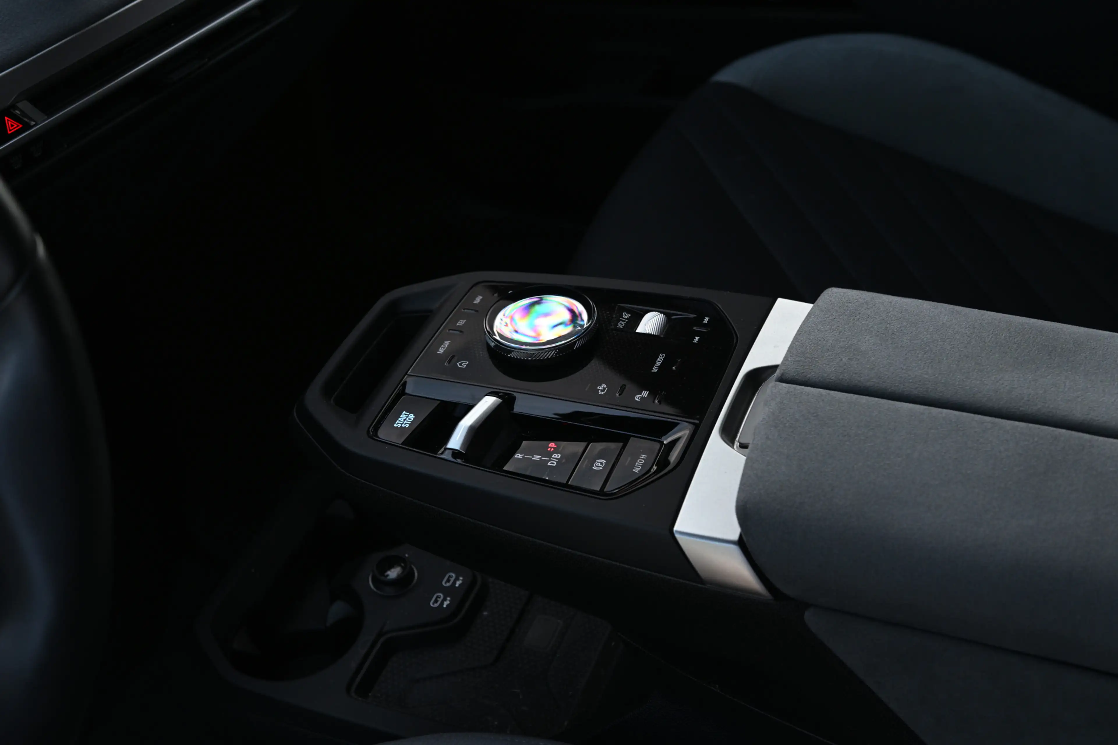 BMW iX xDrive45 M Sport / M Multifunctionele Stoelen / Pa — photo 12