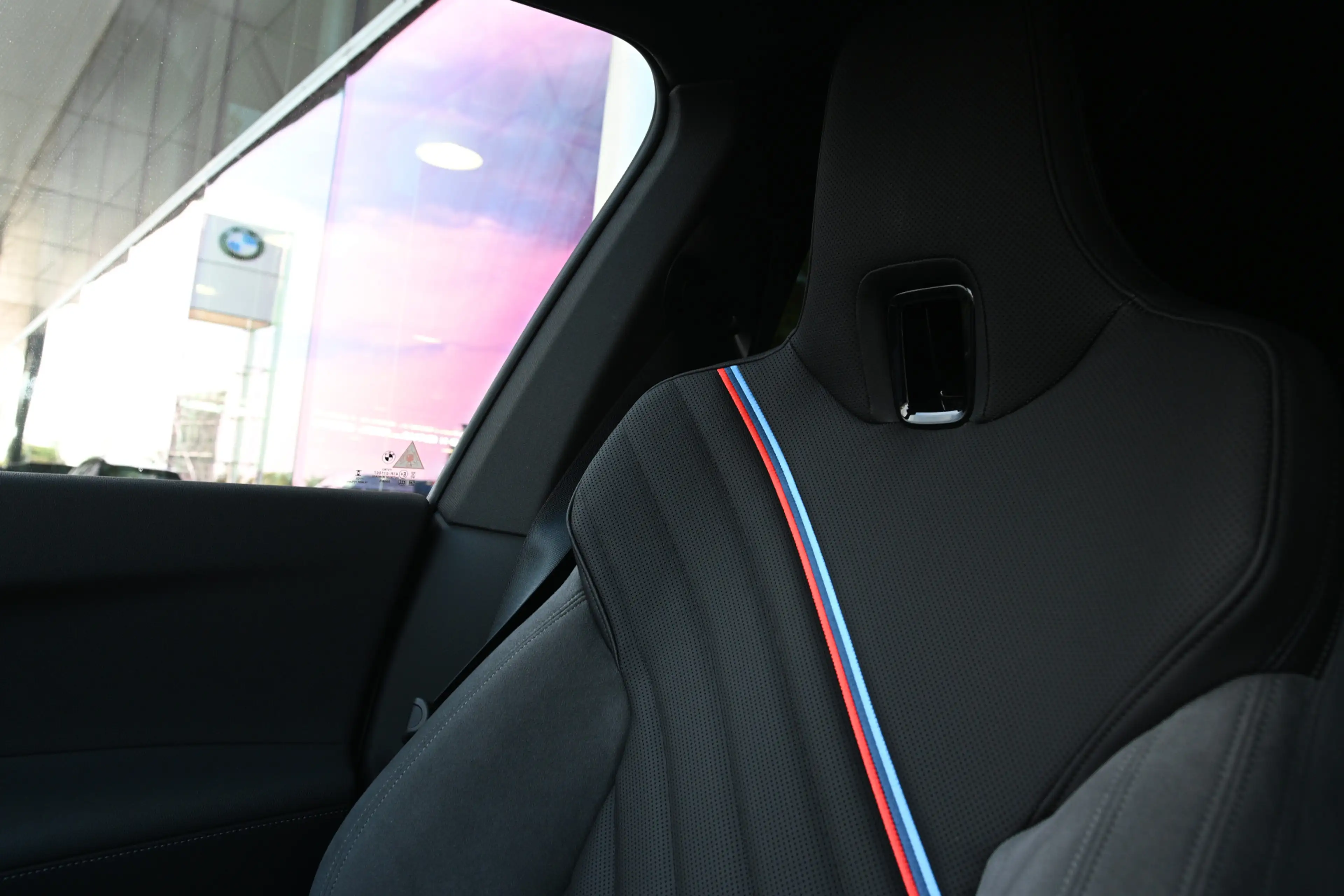 BMW iX xDrive45 M Sport / M Multifunctionele Stoelen / Pa — photo 10