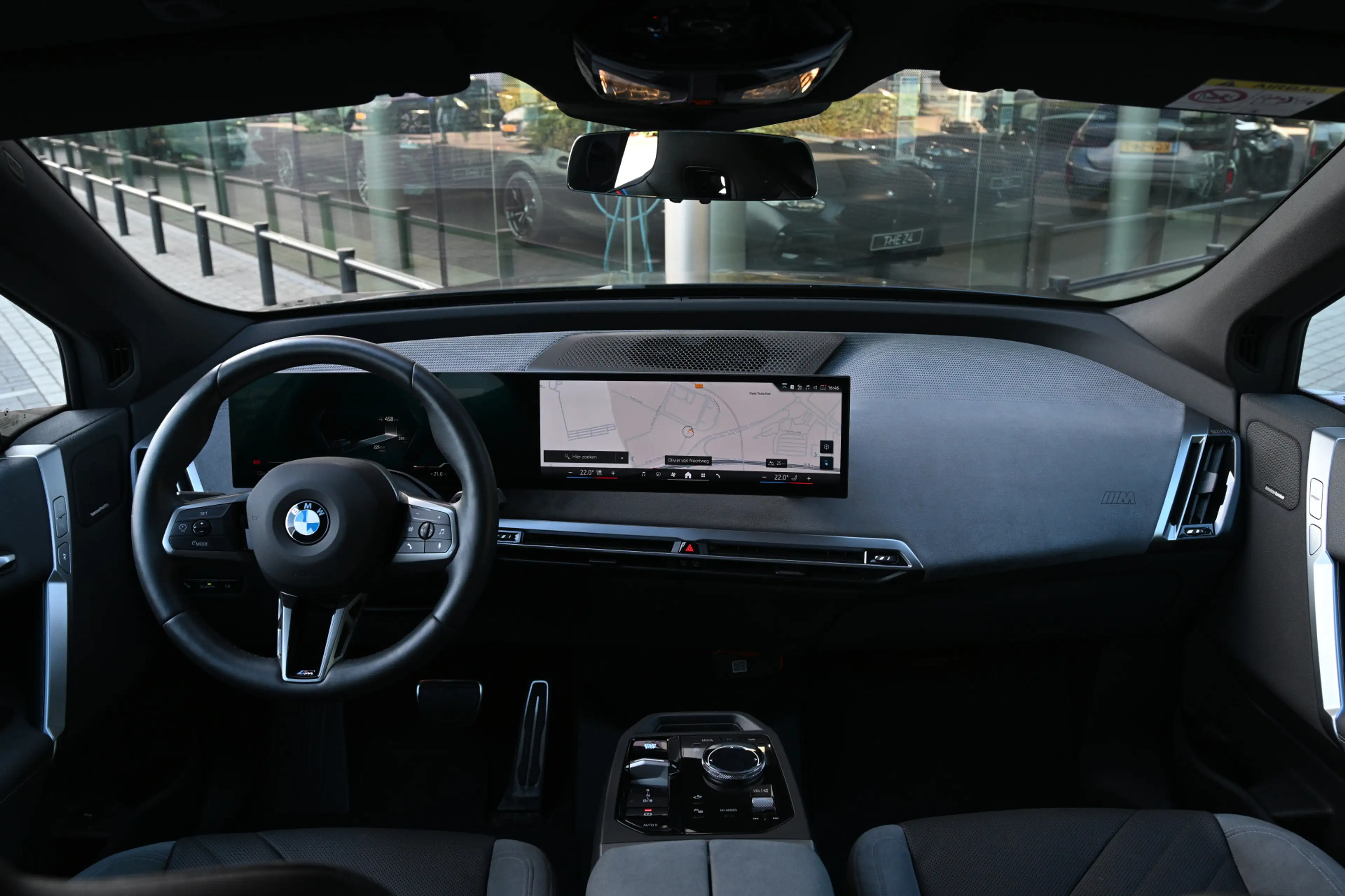 BMW iX xDrive45 M Sport / M Multifunctionele Stoelen / Pa — photo 4