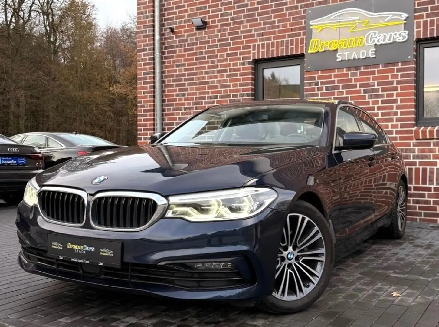 BMW 520 d M-Sport Line Schiebedach*Virtual*Leder*LED - 1