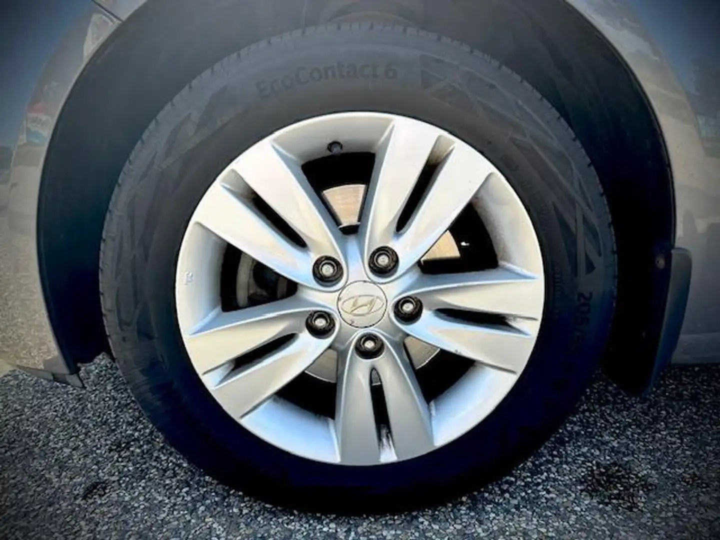 Hyundai iX20 1.6i i-Vision, PANORAMADAK, LAGE KM, 2e EIGENAAR!! Grijs - 2