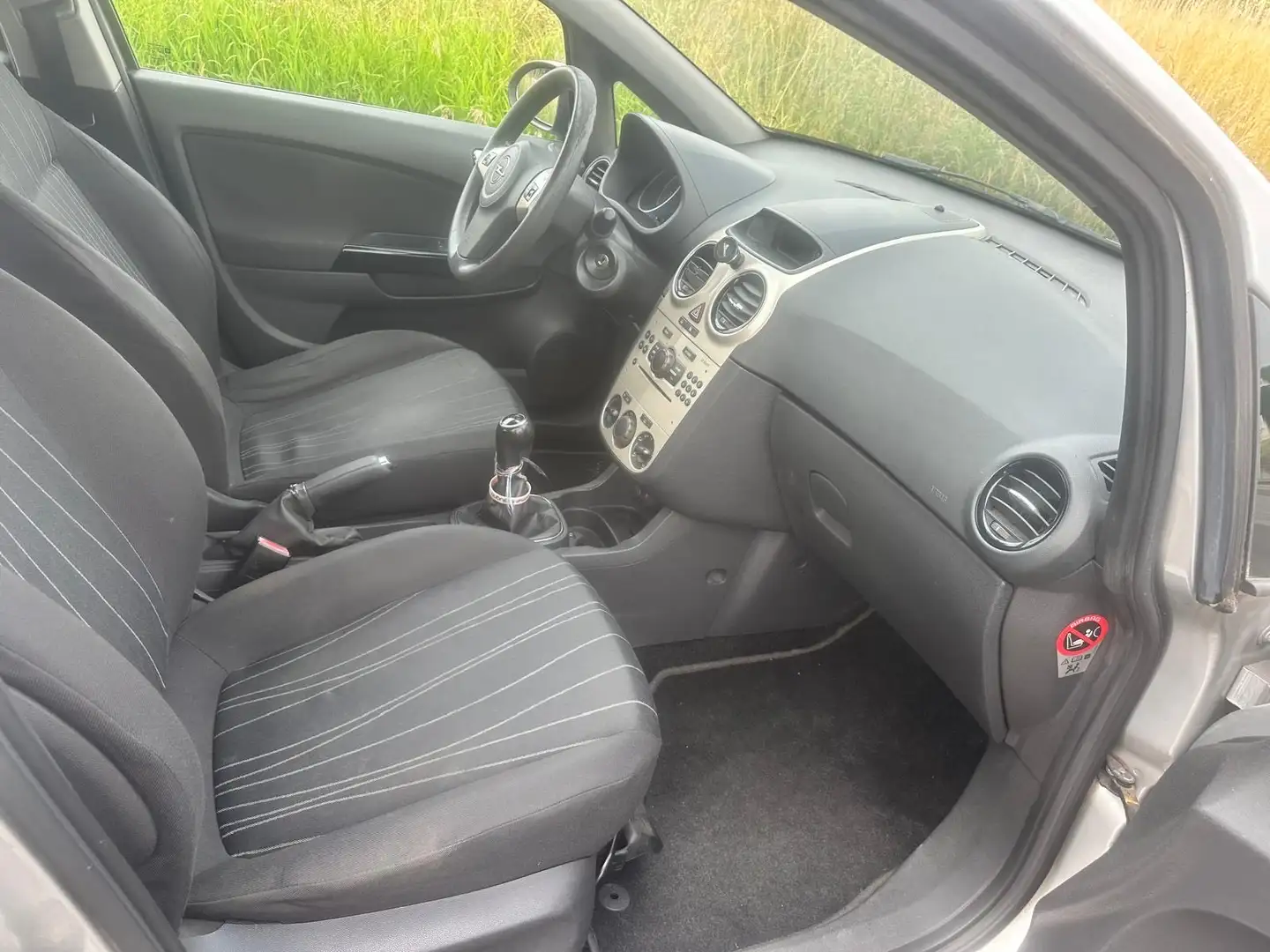 Opel Corsa 5p 1.3 cdti ecoflex Cosmo 75cv Zilver - 2