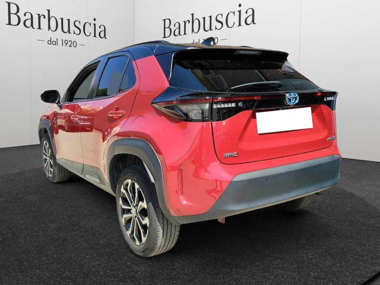 Toyota Yaris Cross - 1.5h Trend fwd 116cv e-cvt Rosso - 2