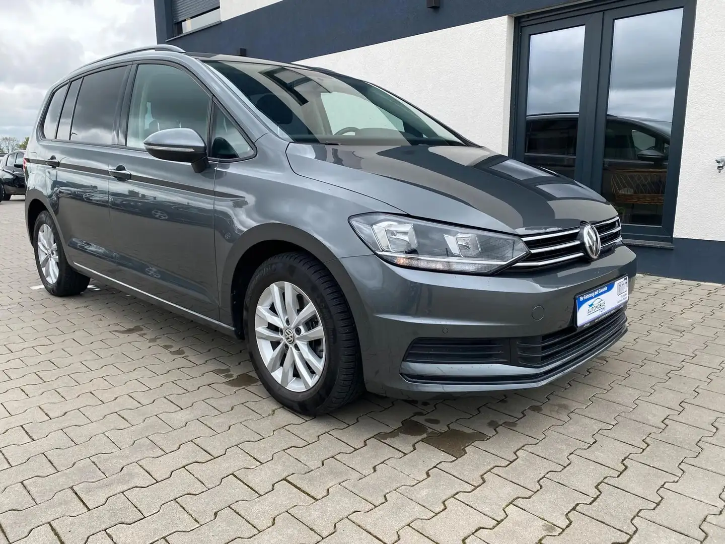 Volkswagen Touran Comfortline BMT7 SITZE|LED Grau - 1