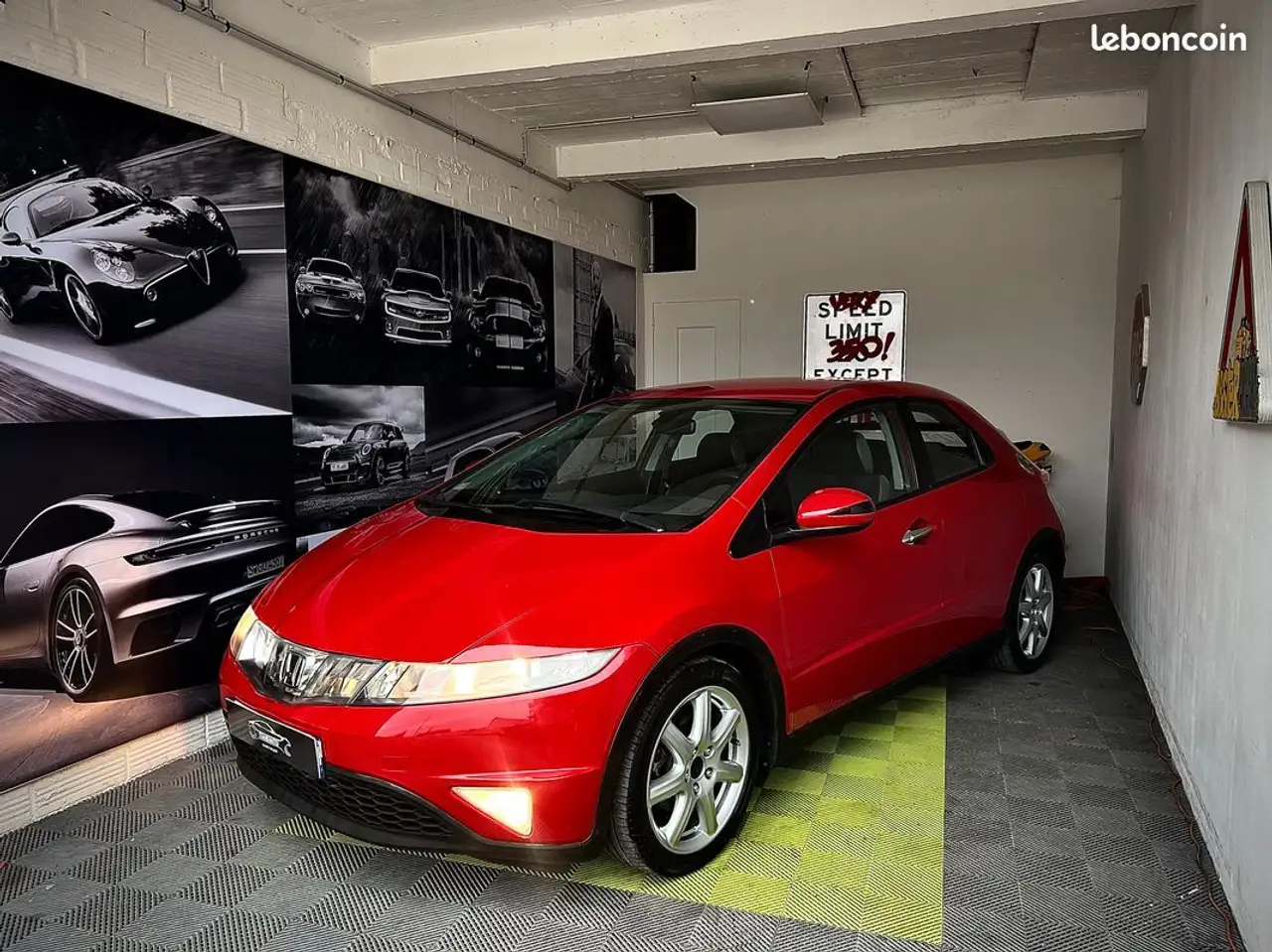 Honda Civic 8 1.8 I-VTEC 140 Sport