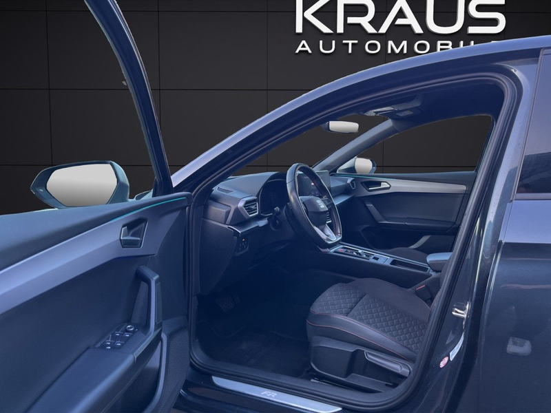 SEAT Leon FR 2.0 TDI DSG LED NAVI VIRTUAL AMBIENT CAM — photo 12