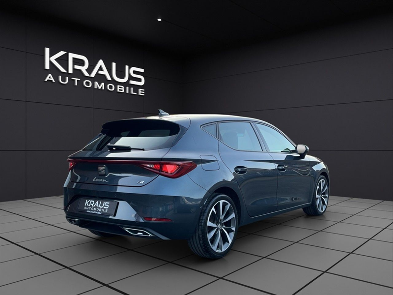 SEAT Leon FR 2.0 TDI DSG LED NAVI VIRTUAL AMBIENT CAM — photo 7