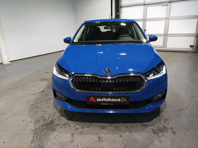 Skoda Fabia view 2