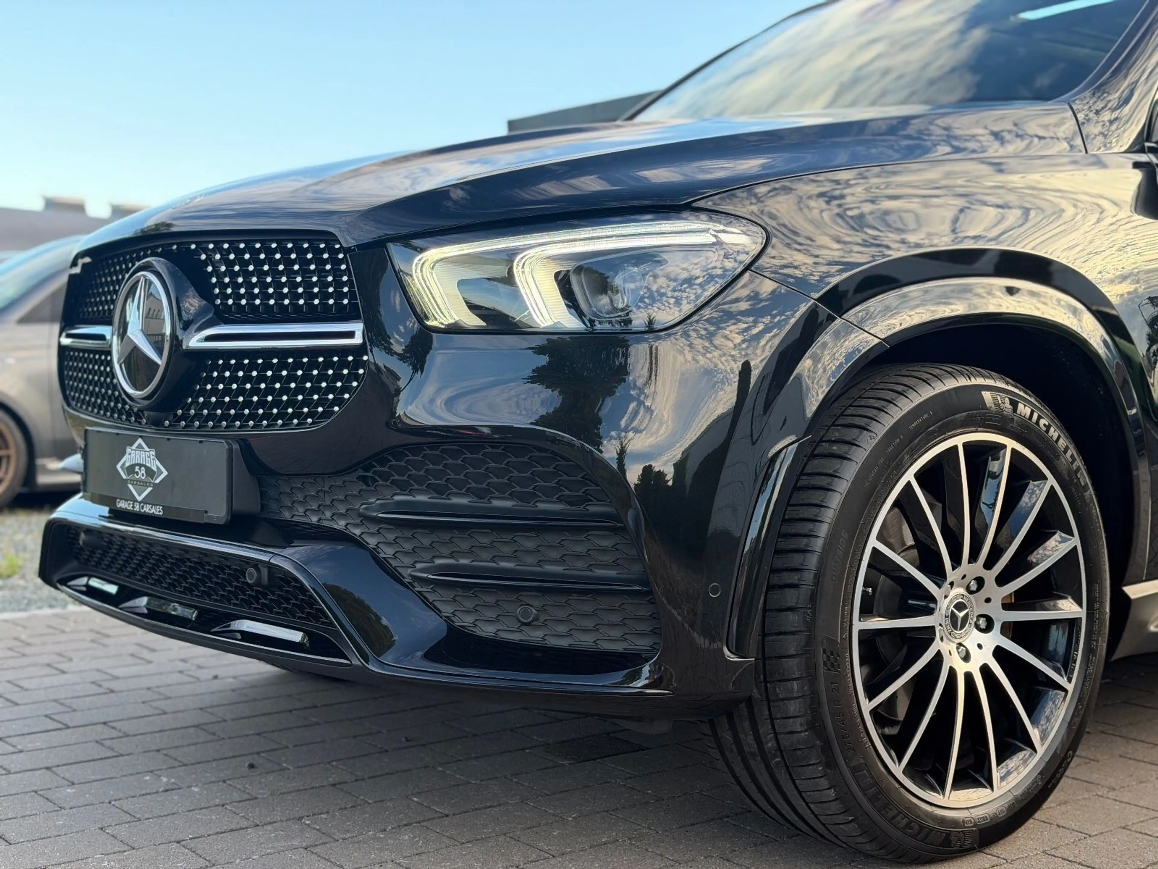 Mercedes-Benz GLE 400 d/Pano/MB100/AHK/AMG-Paket/Burmester — photo 11
