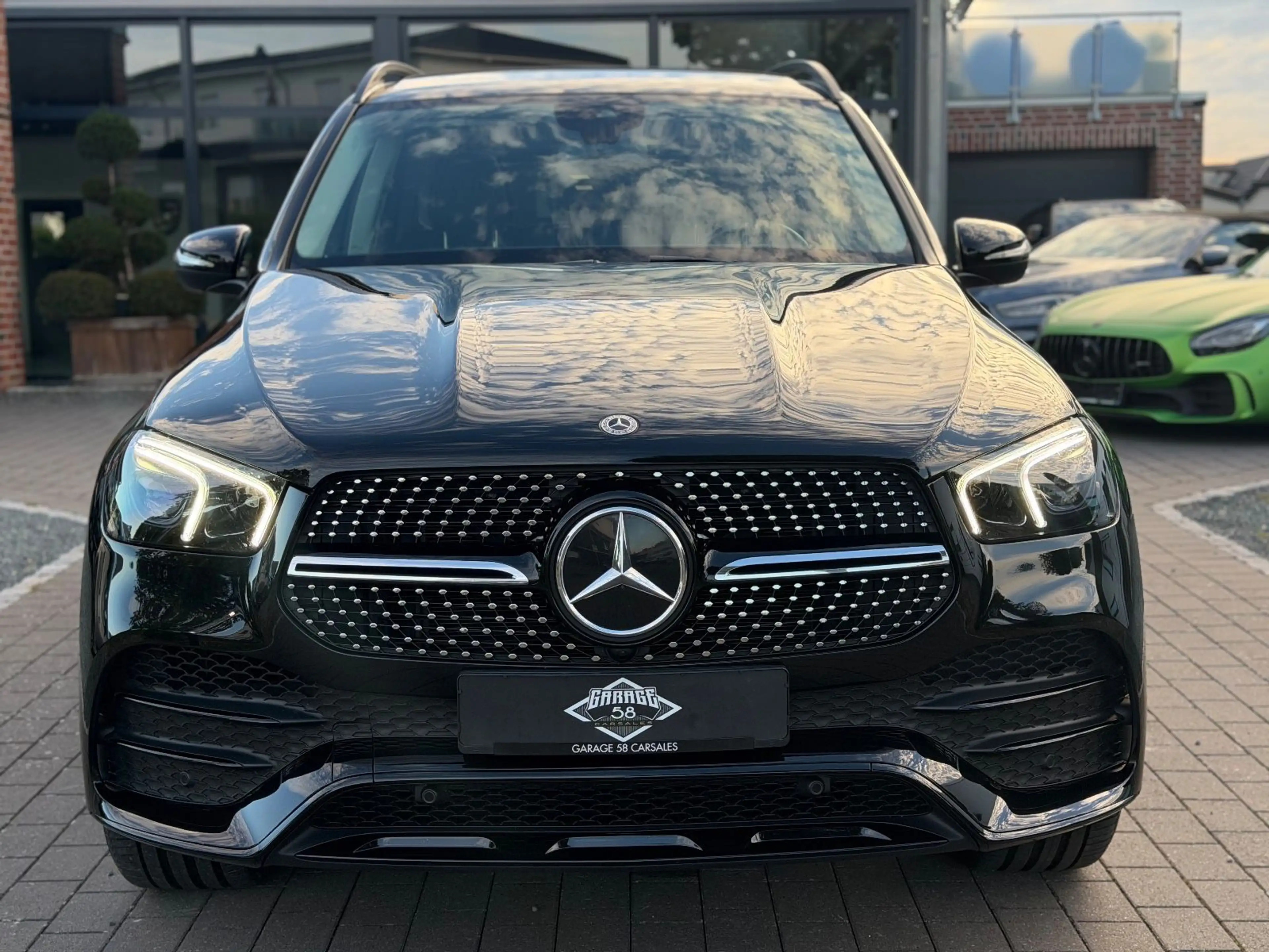 Mercedes-Benz GLE 400 d/Pano/MB100/AHK/AMG-Paket/Burmester — photo 2