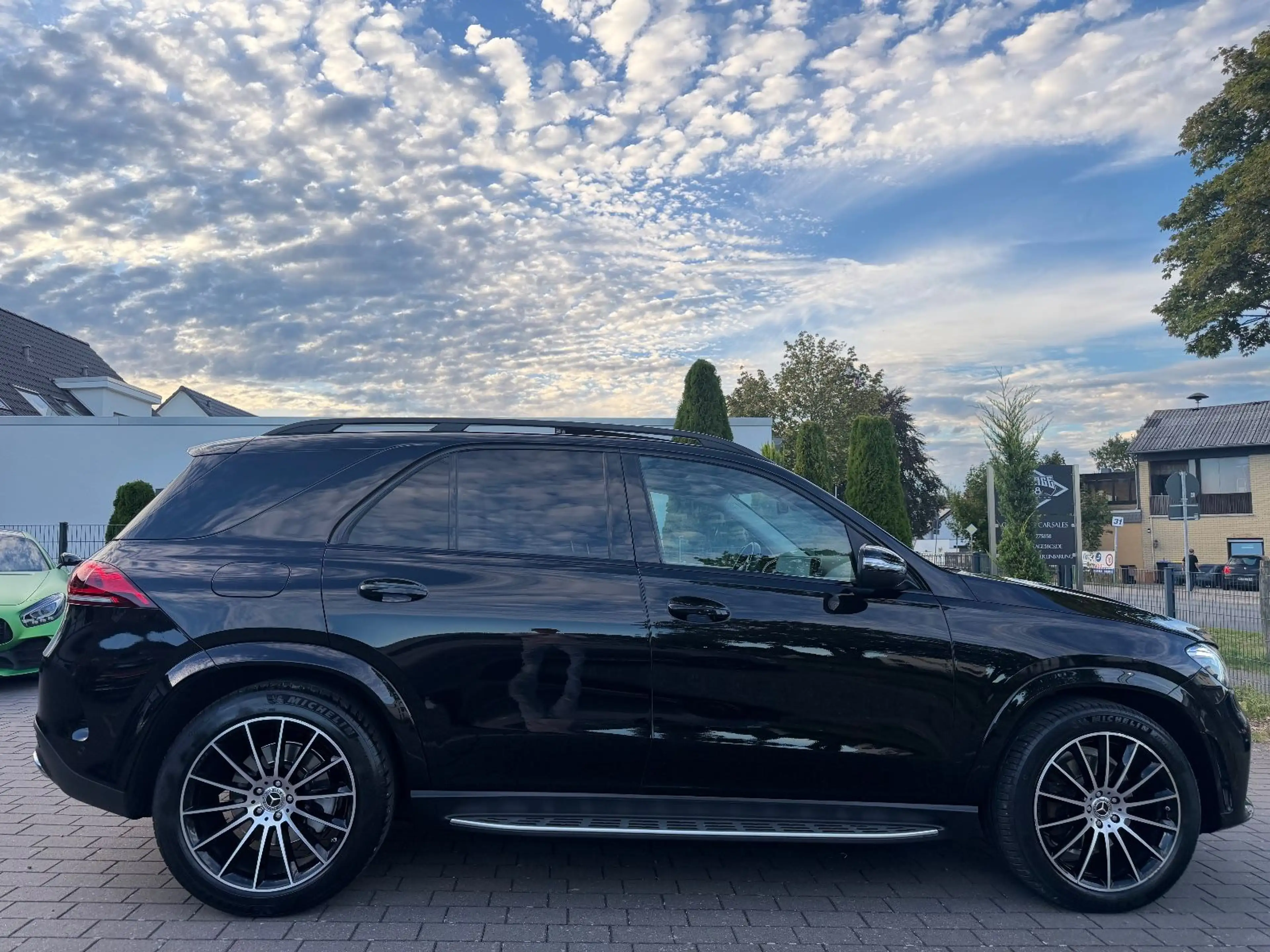 Mercedes-Benz GLE 400 d/Pano/MB100/AHK/AMG-Paket/Burmester — photo 10