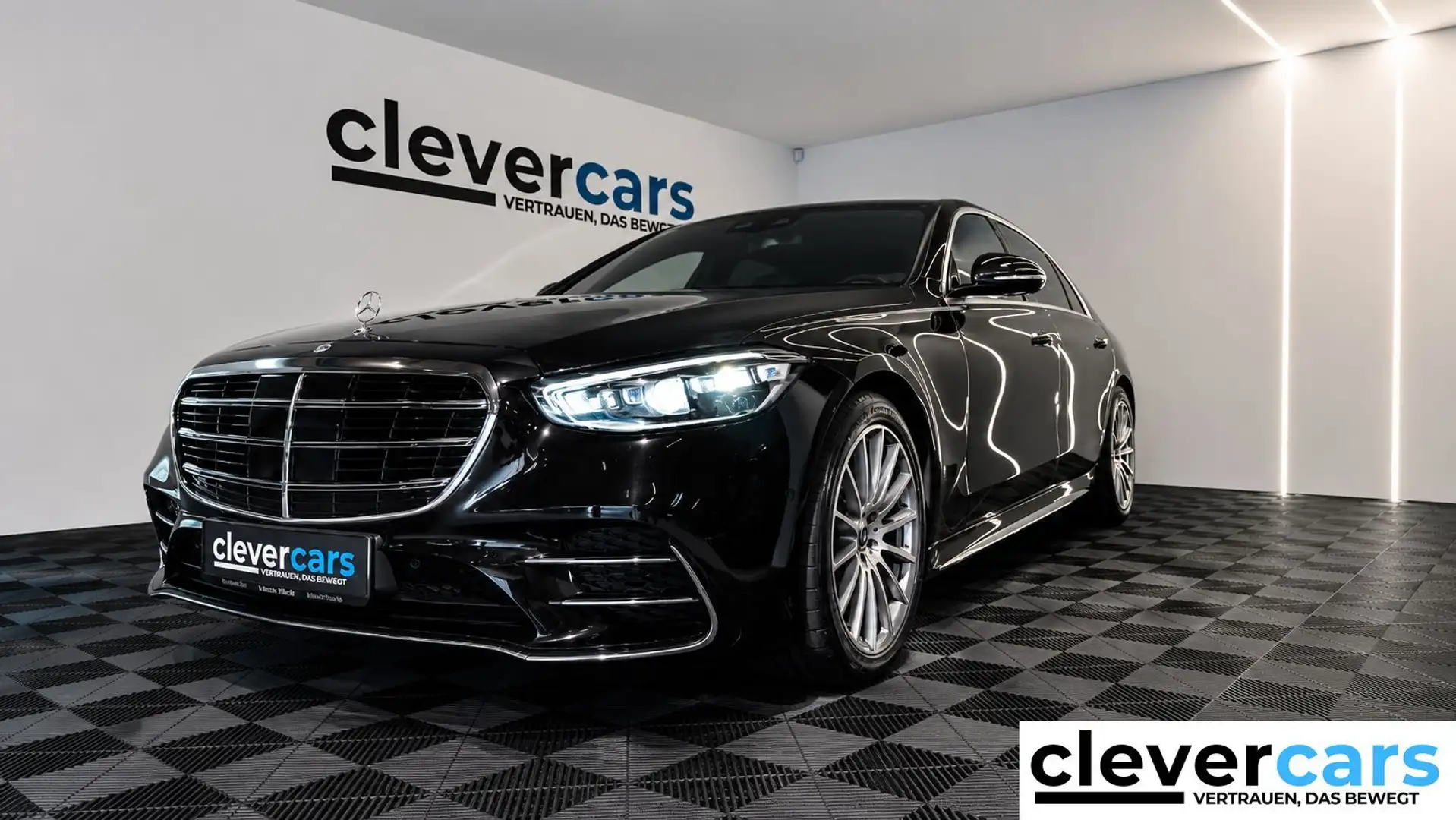 Mercedes-Benz S 580 e 4MATIC lang 28,6kWh Aut. Schwarz - 1