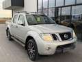 Nissan Navara 2.5 dCi Pickup King Cab SE 4X4 Klimaaut. Zilver - thumbnail 2