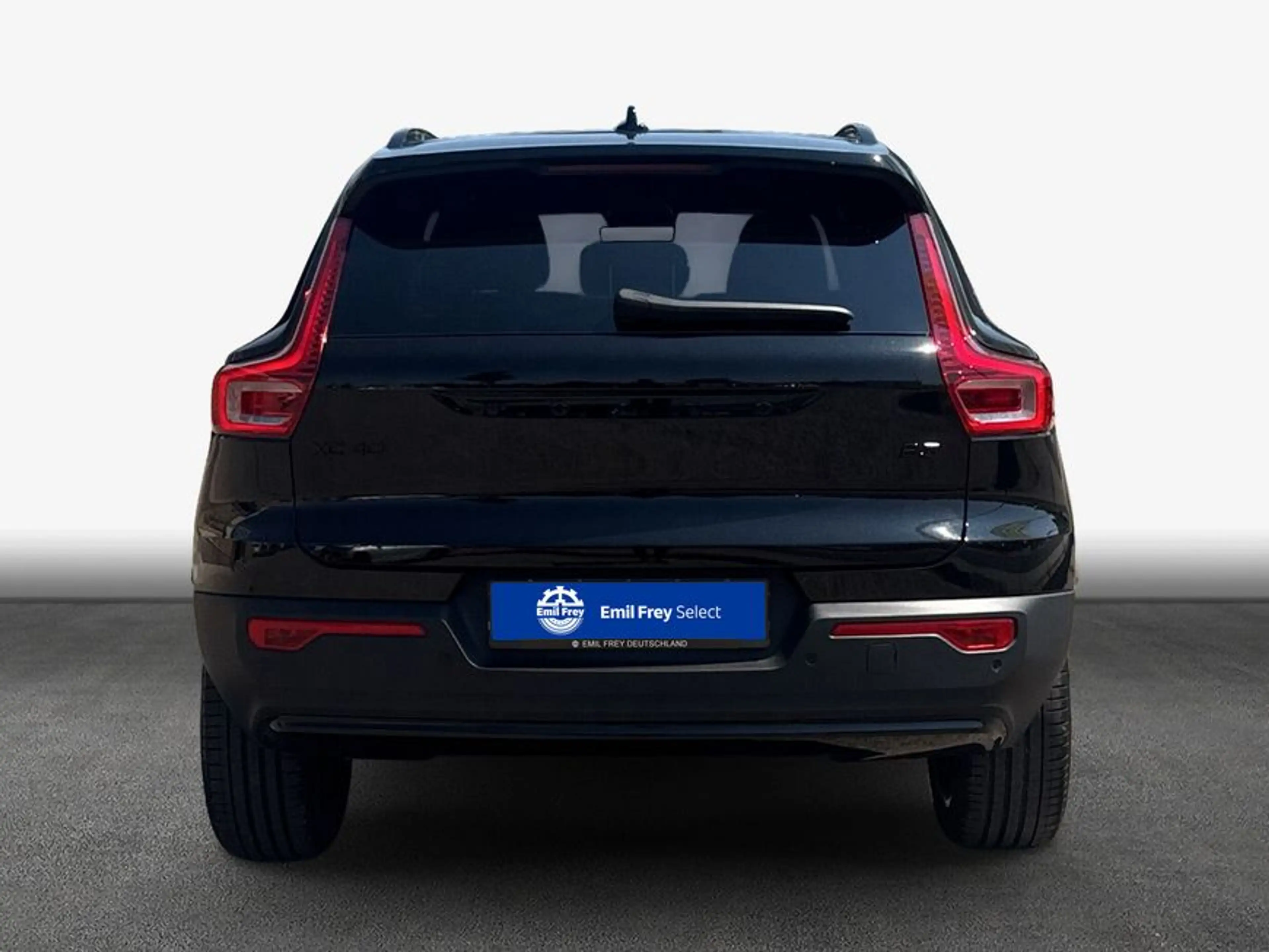 Volvo XC40 XC40 B3 B DKG Plus Black Edition — photo 5