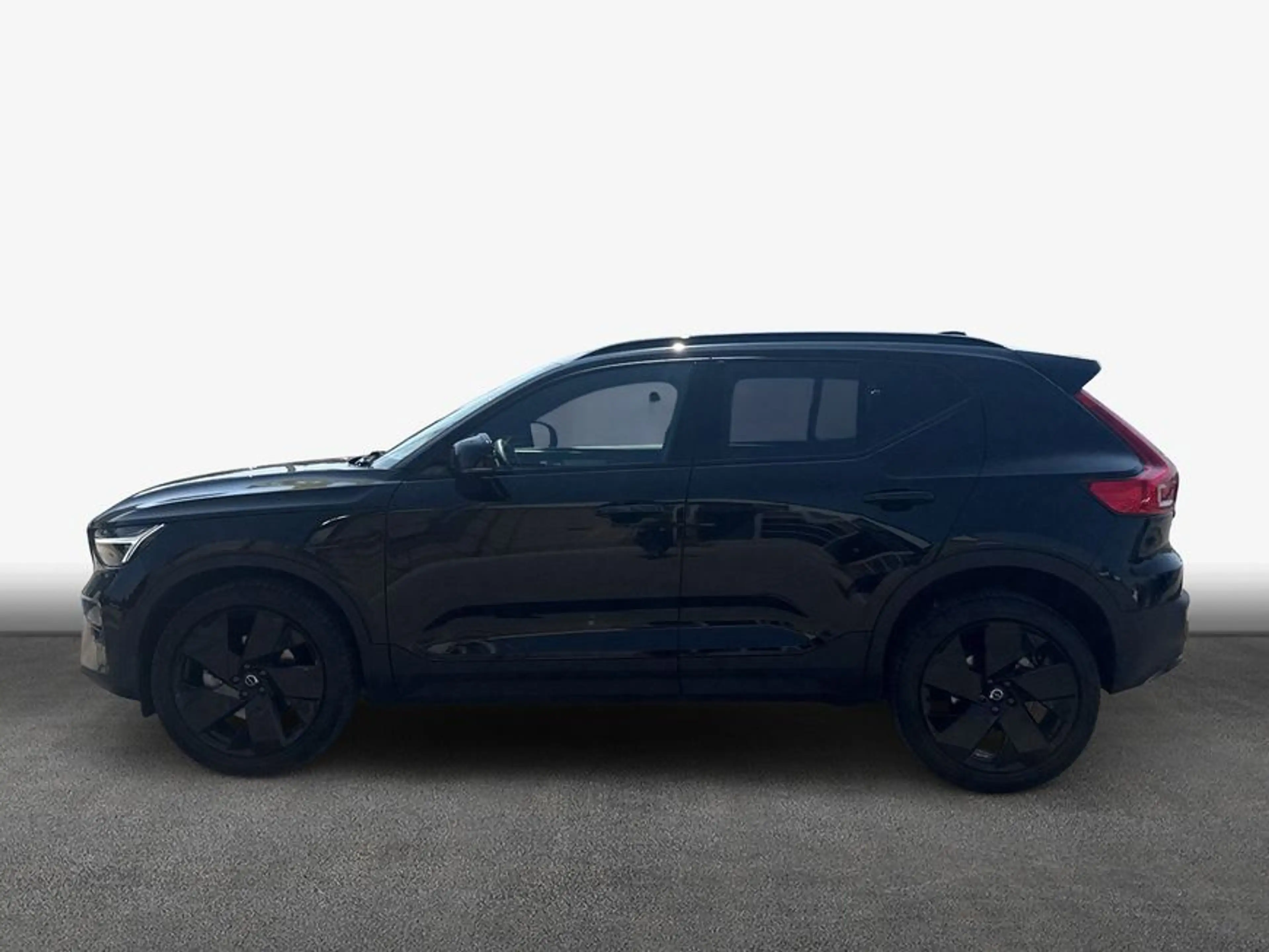 Volvo XC40 XC40 B3 B DKG Plus Black Edition — photo 4