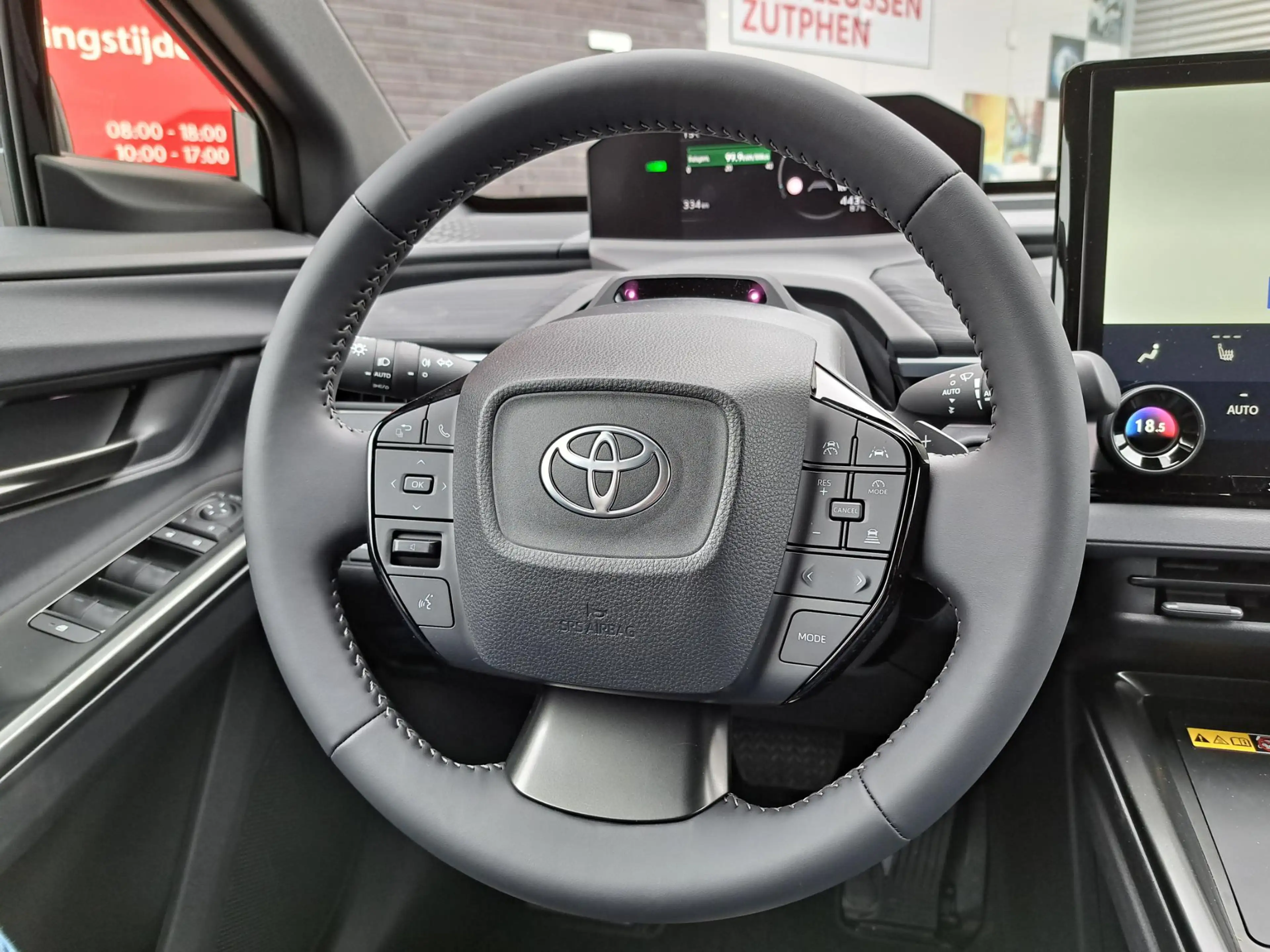 Toyota C-HR+ FIRST EDITION 77KWH WLTP-607KM EL-ACHTERKLEP PRIVA — photo 9