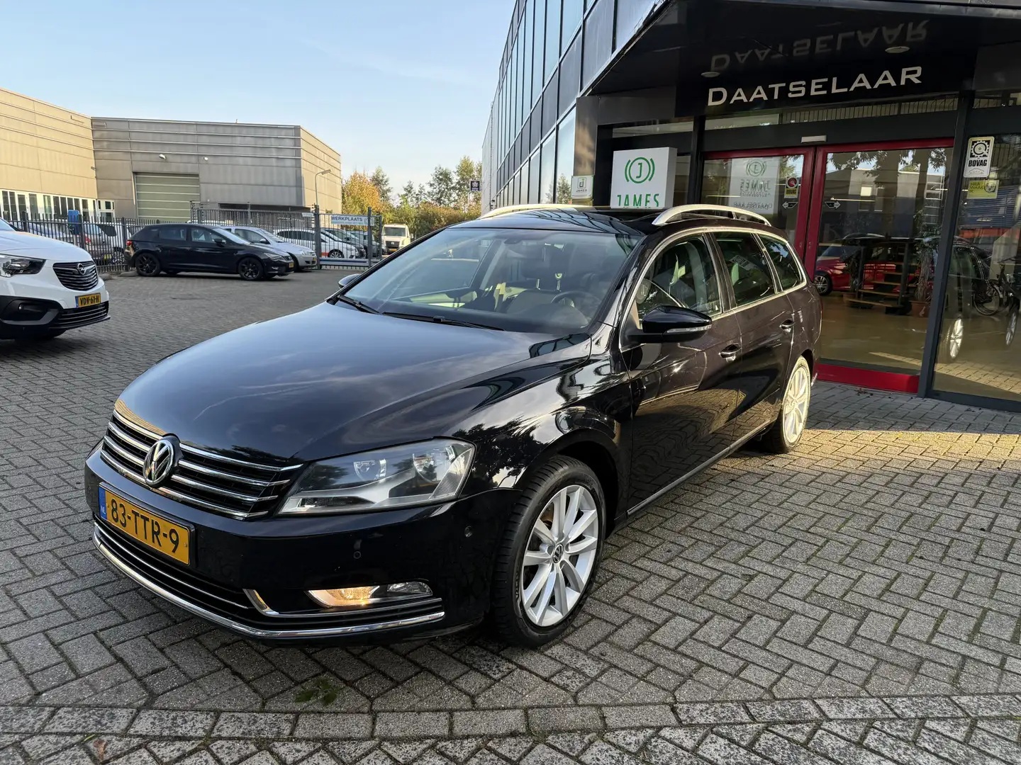 Volkswagen Passat Variant 1.4 TSI High Executive Line BlueMotion Automaat Pa Zwart - 2