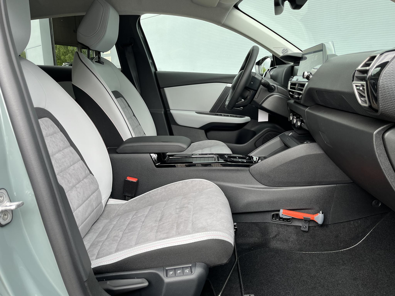 Citroen C4 1.2 Hybrid 145pk Max | 360 Camera | Head-up displa — photo 14