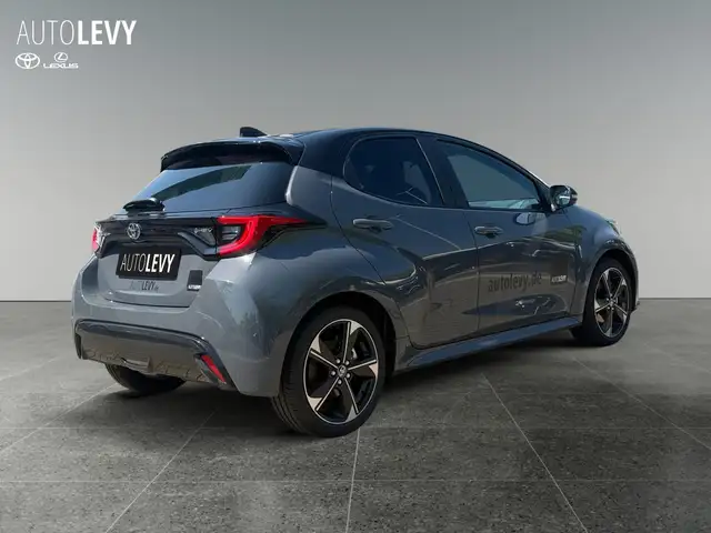 Toyota Yaris view 6