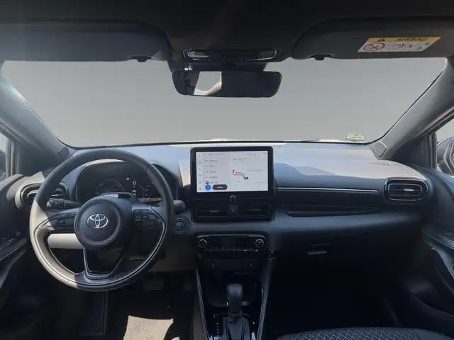 Toyota Yaris view 11