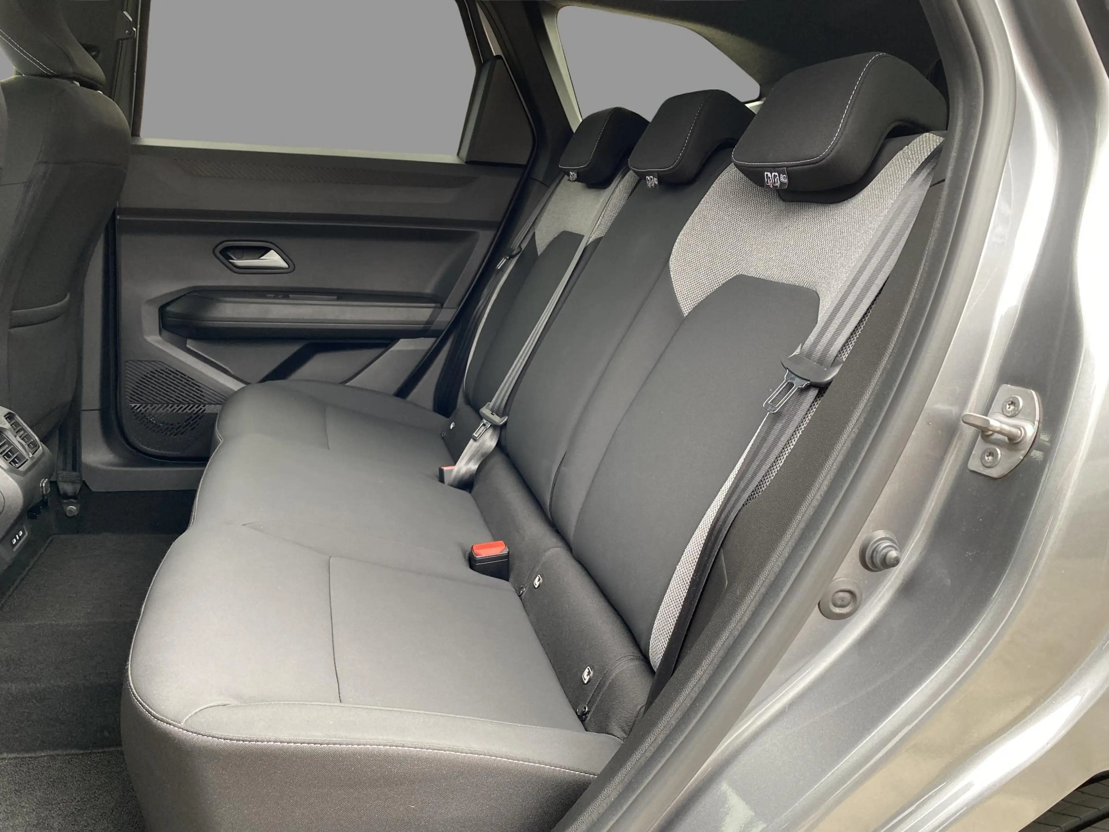 Dacia Bigster Journey Hybrid 155 — photo 14
