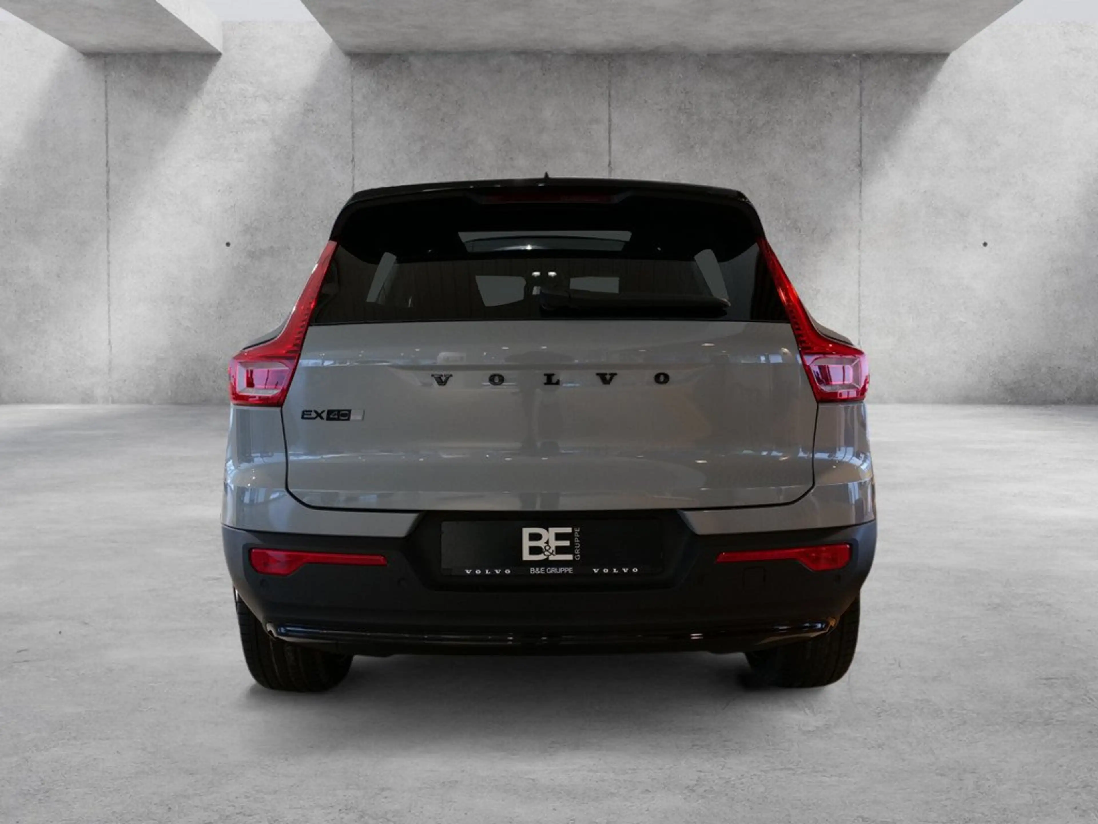 Volvo EX40 Ultra Black Edition 185 kW Single Motor Extended Range RWD — photo 5