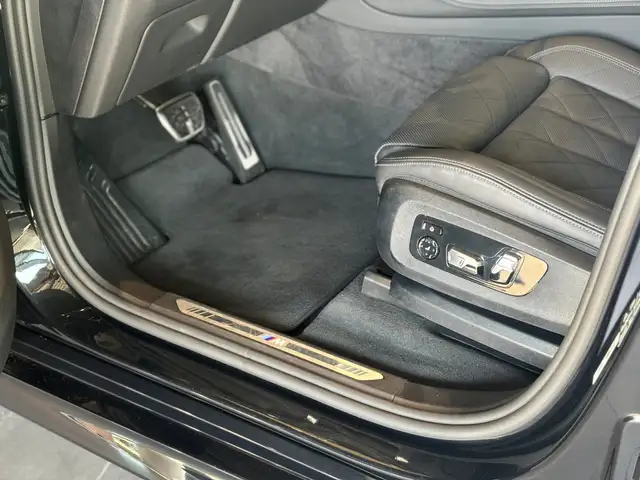 BMW X5 view 15