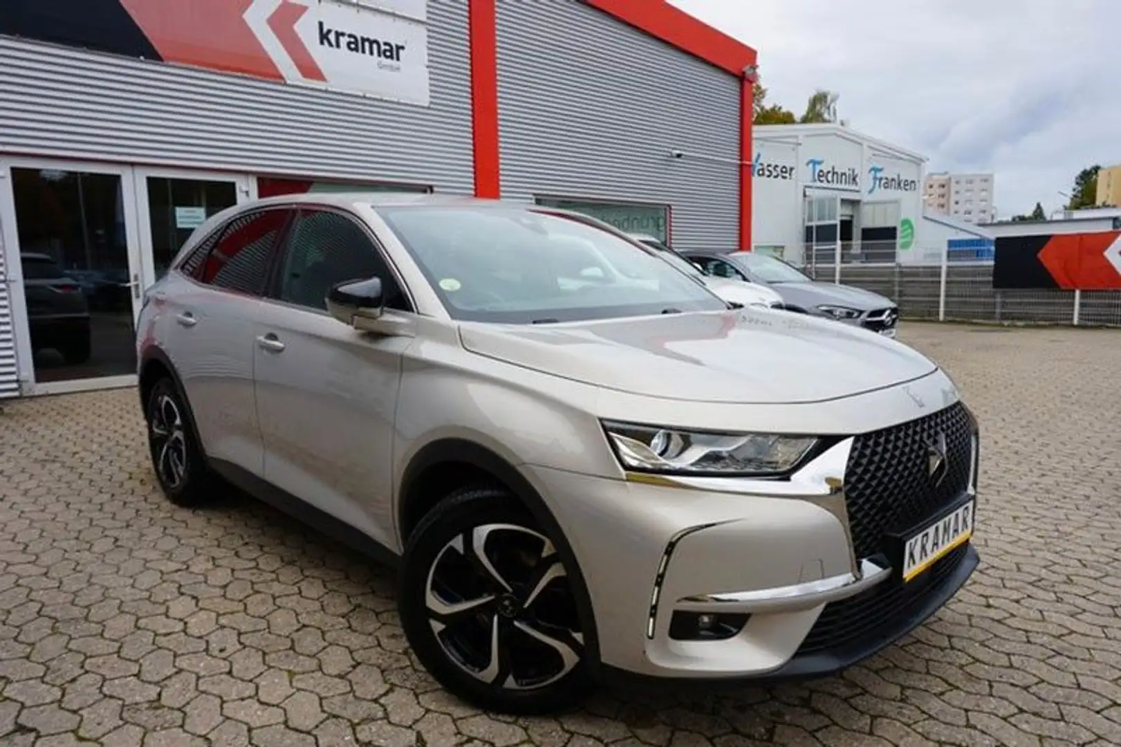 DS Automobiles DS 7 Crossback DS7 1.5 BlueHDi Automatik Navi/Bi-Xenon/VIRTUAL Gold - 2