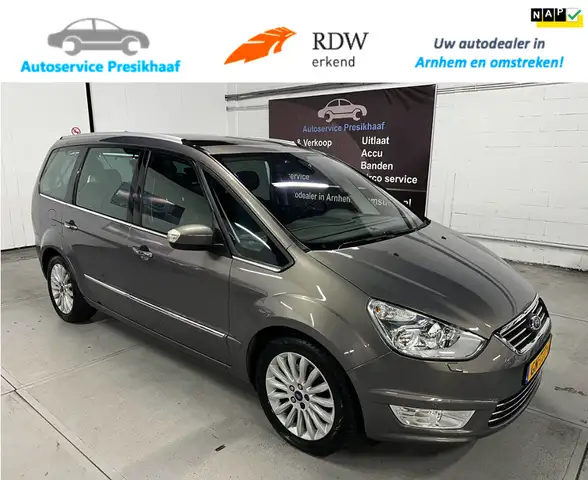 Ford Galaxy 1.6 SCTi Platinum 7p. LEDER / PANODAK / XENON