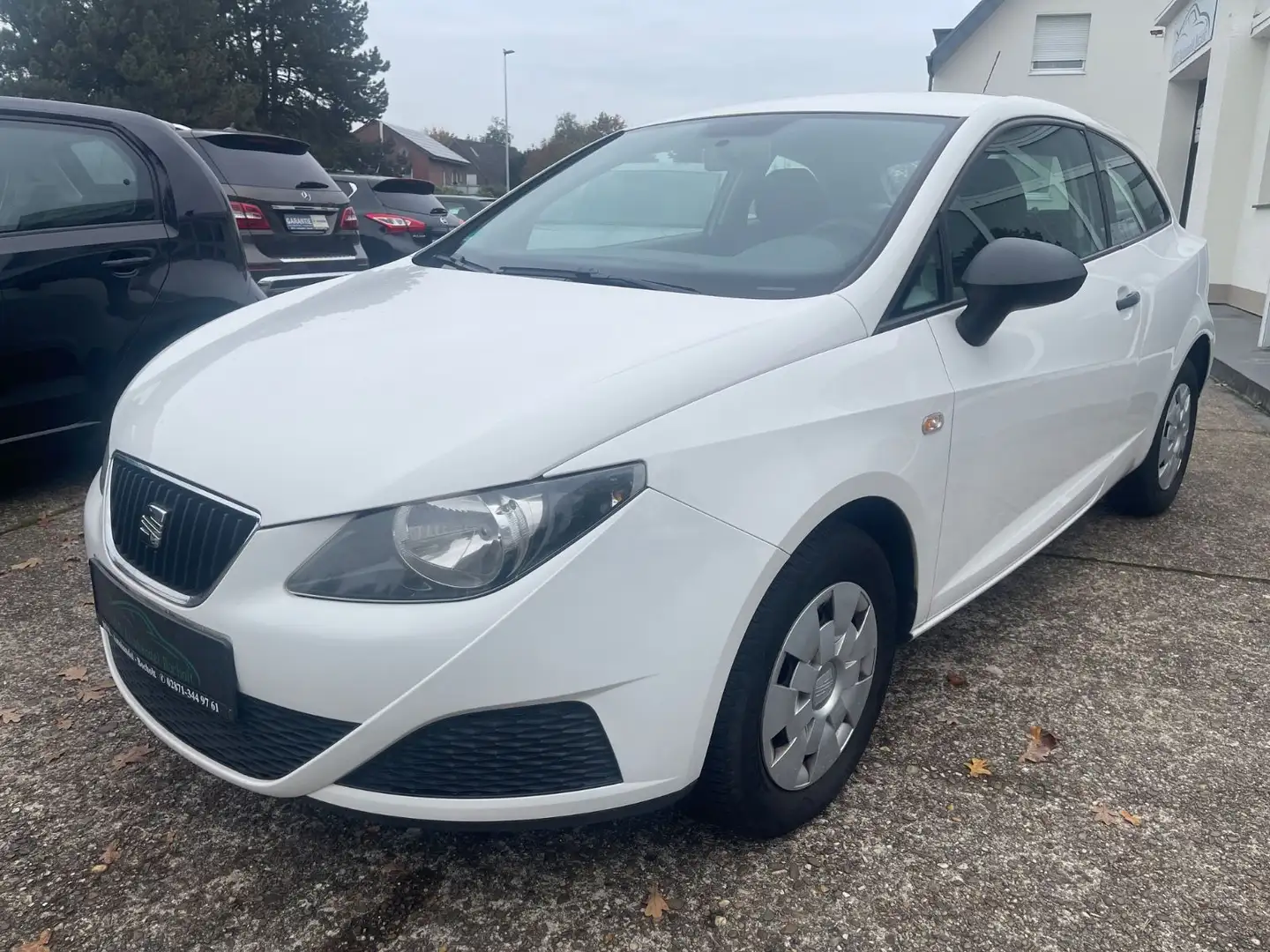 SEAT Ibiza SC Basis ABS,Elektr,Klimaa,EFH,TUV NEU Blanc - 1